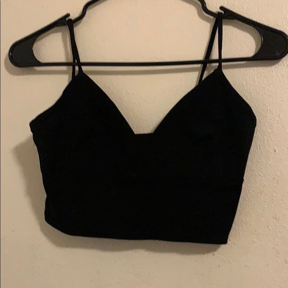 Solemio Tops - ⭐️SALE⭐️ Solemio black crop top